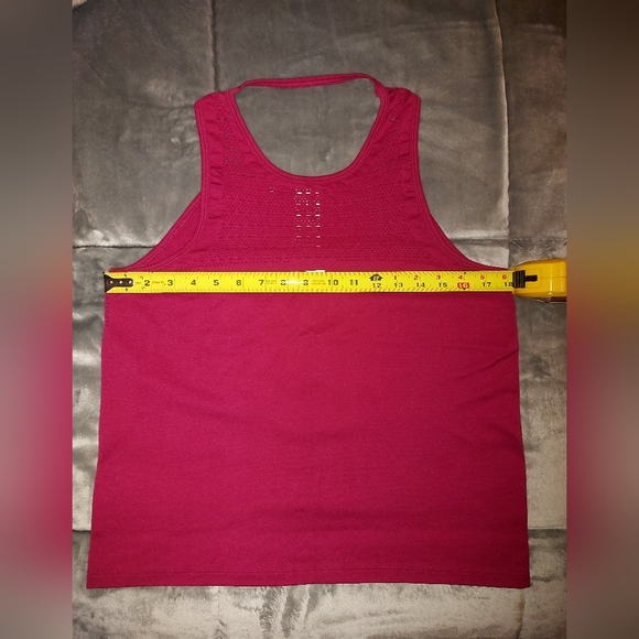 Gymshark Energy Seamless Vest Burgundy - Picture 8 of 9
